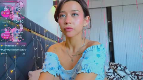 Snapshot of mia_sirenia chatting on January 2025 09:52:02 AM Mia online show from January 2025 09:52:02 AM