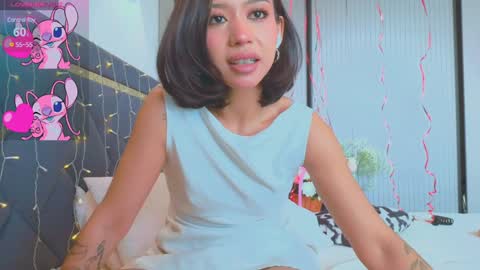 Snapshot of mia_sirenia chatting on January 2025 08:34:02 AM Mia online show from January 2025 08:34:02 AM