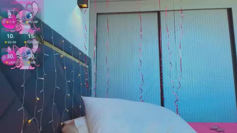 Snapshot of mia_sirenia chatting on January 2025 07:43:02 AM Mia online show from January 2025 07:43:02 AM