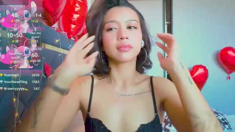 Snapshot of mia_sirenia chatting on February 2025 09:22:02 AM Mia online show from February 2025 09:22:02 AM