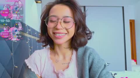 Snapshot of mia_sirenia chatting on February 2025 06:18:02 AM Mia online show from February 2025 06:18:02 AM