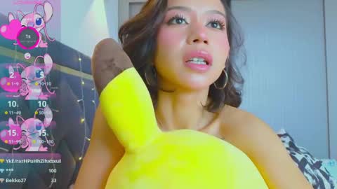 Snapshot of mia_sirenia chatting on March 2025 07:30:01 AM Mia online show from March 2025 07:30:01 AM