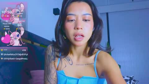 Snapshot of mia_sirenia chatting on September 2025 12:41:01 PM Mia online show from September 2025 12:41:01 PM