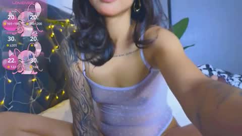 Snapshot of mia_sirenia chatting on December 2025 02:56:02 PM Mia online show from December 2025 02:56:02 PM