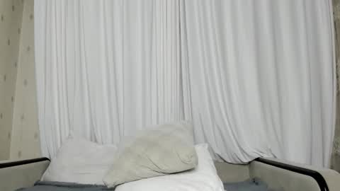 Snapshot of mia_soyun chatting on September 2025 05:48:01 PM Your Soyun online show from September 2025 05:48:01 PM