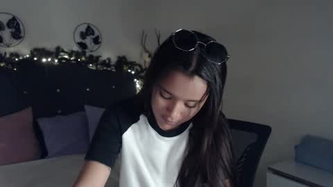 mia_sweetdc online show from December 2024 07:53:02 PM