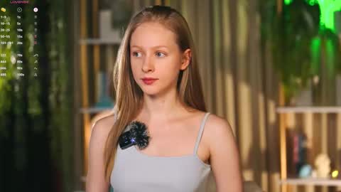 Mia online show from March 2026 03:08:02 PM