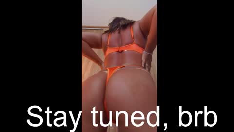 Snapshot of mia_walkerx3 chatting on January 2026 05:27:02 PM Mia online show from January 2026 05:27:02 PM