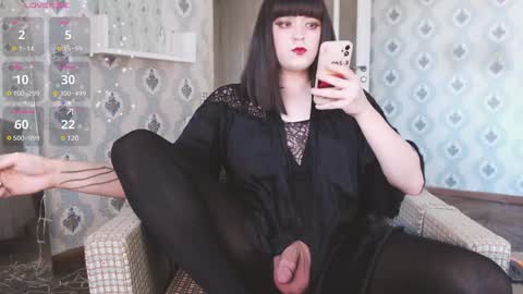 Snapshot of mia_wallase chatting on January 2025 08:06:01 AM mia_wallase online show from January 2025 08:06:01 AM