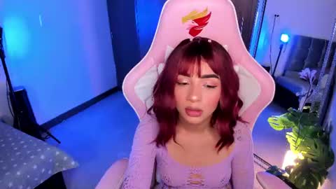 mia  nicolle online show from June 2026 04:10:02 AM