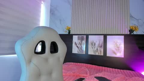 Snapshot of miaa_as_ chatting on September 2025 02:40:01 PM miaa_as_ online show from September 2025 02:40:01 PM