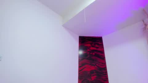 miaa_sccott_ online show from November 2025 12:16:01 PM