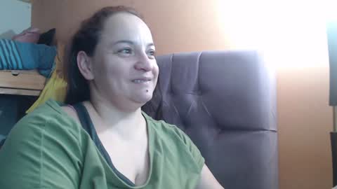 Snapshot of miaabrownn chatting on December 2024 09:48:01 PM MIA online show from December 2024 09:48:01 PM