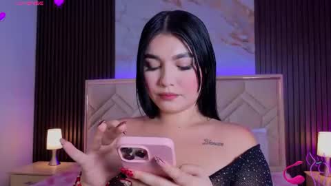Snapshot of miaafarrel chatting on June 2026 07:34:02 PM Miaa Farrel online show from June 2026 07:34:02 PM