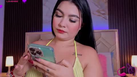 Snapshot of miaafarrel chatting on July 2026 07:09:01 PM Miaa Farrel online show from July 2026 07:09:01 PM