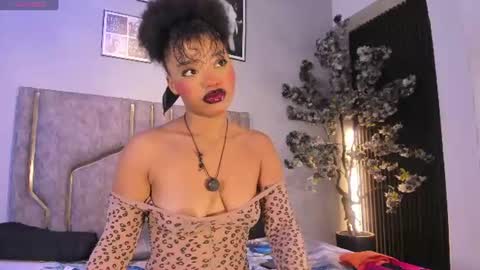 Snapshot of miaakittyy chatting on July 2026 11:38:02 AM miaakittyy online show from July 2026 11:38:02 AM