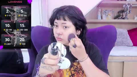 Mia online show from January 2026 12:20:02 PM