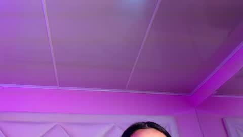 Alexandra online show from November 2025 11:54:02 AM