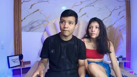 MiaayHero online show from April 2026 07:36:01 PM