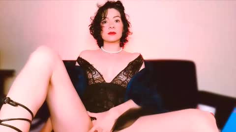 Snapshot of miabeautyxxx chatting on February 2025 11:06:02 AM miabeautyxxx online show from February 2025 11:06:02 AM