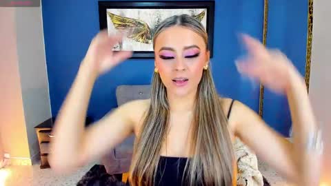 Snapshot of miacarperrlux chatting on February 2025 09:06:01 PM MiaCarper online show from February 2025 09:06:01 PM