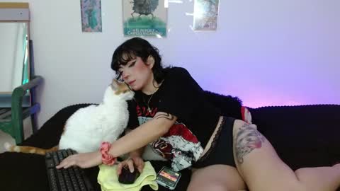 Mia david      online show from March 2026 08:04:01 PM