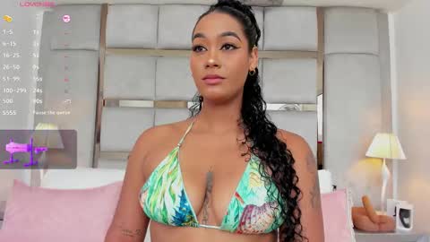 Call me Mia online show from October 2025 09:19:02 PM