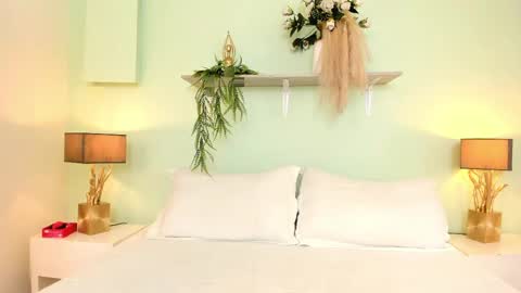 Call me Mia online show from April 2026 09:45:01 PM