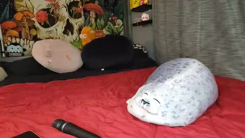 Snapshot of miaelizabethlove chatting on February 2025 02:26:01 PM Mia Love online show from February 2025 02:26:01 PM