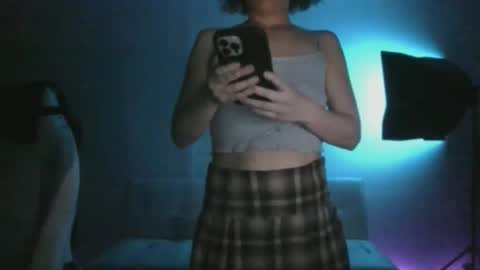 miaellababy online show from February 2026 03:23:01 AM