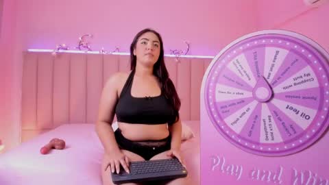 miafarrog online show from April 2026 08:47:01 PM