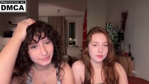 Mia online show from March 2026 11:11:01 PM