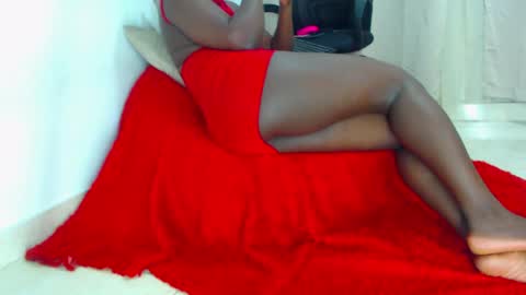 miafox2037 online show from April 2026 02:39:01 AM