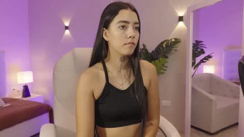 Snapshot of miagomez1 chatting on November 2025 02:06:01 PM Mia Gomez online show from November 2025 02:06:01 PM