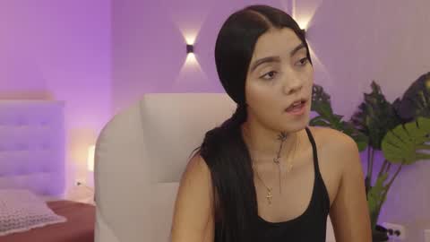 Snapshot of miagomez1 chatting on November 2025 01:44:01 PM Mia Gomez online show from November 2025 01:44:01 PM