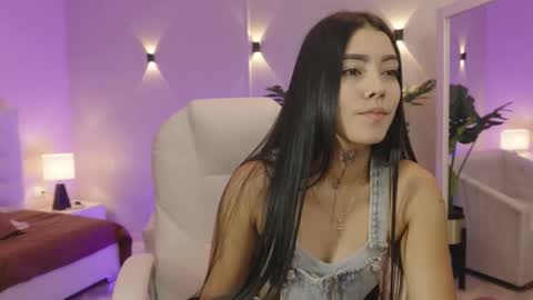 Snapshot of miagomez1 chatting on November 2025 12:59:01 PM Mia Gomez online show from November 2025 12:59:01 PM