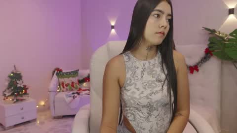 Snapshot of miagomez1 chatting on December 2025 01:27:01 PM Mia Gomez online show from December 2025 01:27:01 PM