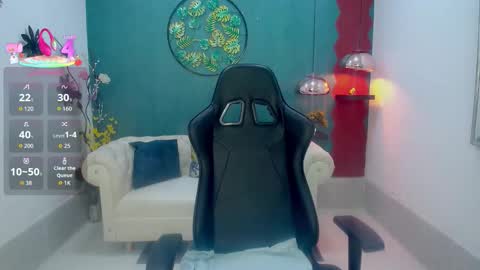 miagreys1 online show from December 2025 11:19:01 AM