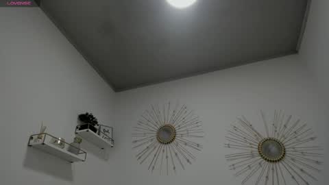 Miah Collins online show from November 2025 11:21:01 AM