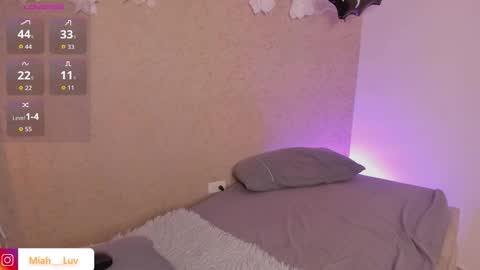 Miah online show from October 2025 09:02:02 PM