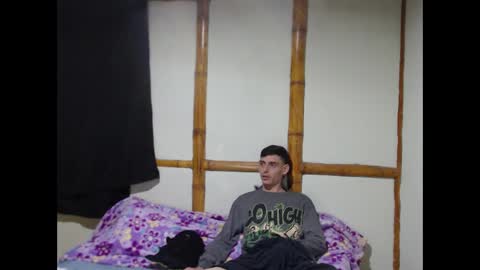 Mia  Sam online show from February 2025 10:02:02 PM