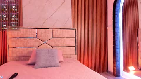 Snapshot of miahsens chatting on November 2025 03:43:02 AM Miah Sens online show from November 2025 03:43:02 AM