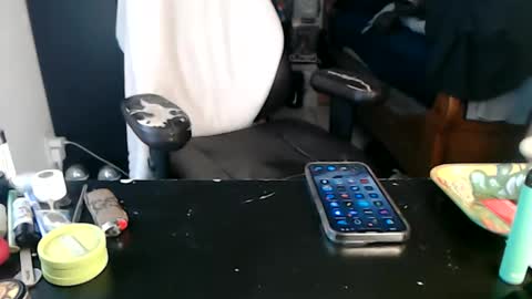 Mark online show from November 2025 07:04:02 PM