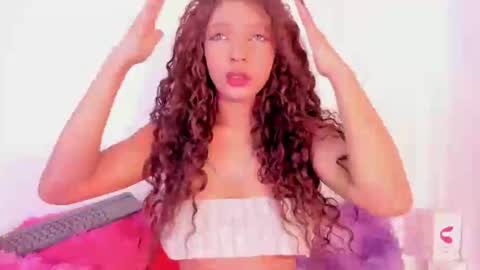 Snapshot of miakirshner_ chatting on November 2025 03:23:02 PM miakirshner_ online show from November 2025 03:23:02 PM