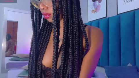 Snapshot of miamidnight1 chatting on May 2026 12:21:01 PM Mia online show from May 2026 12:21:01 PM