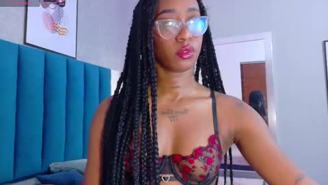 Snapshot of miamidnight1 chatting on May 2026 12:32:02 PM Mia online show from May 2026 12:32:02 PM