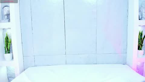 Mia Mistrex online show from October 2025 04:34:01 AM