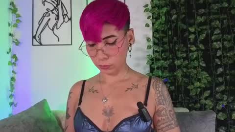 Mia Morgann online show from January 2026 01:37:02 PM