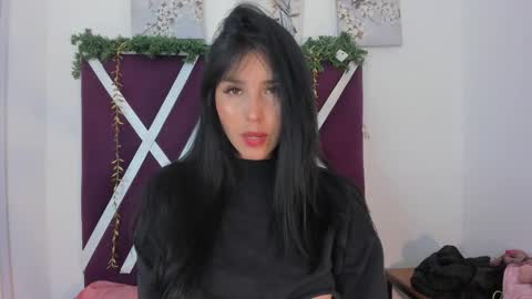 Mia Quevedo online show from November 2025 12:09:02 PM