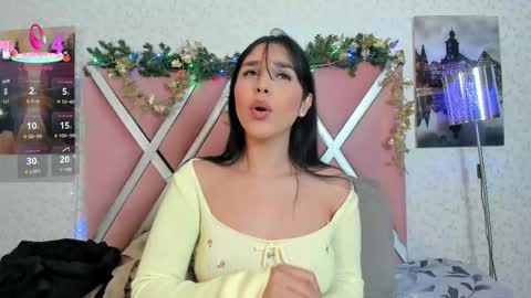 Mia Quevedo online show from December 2025 11:06:02 AM